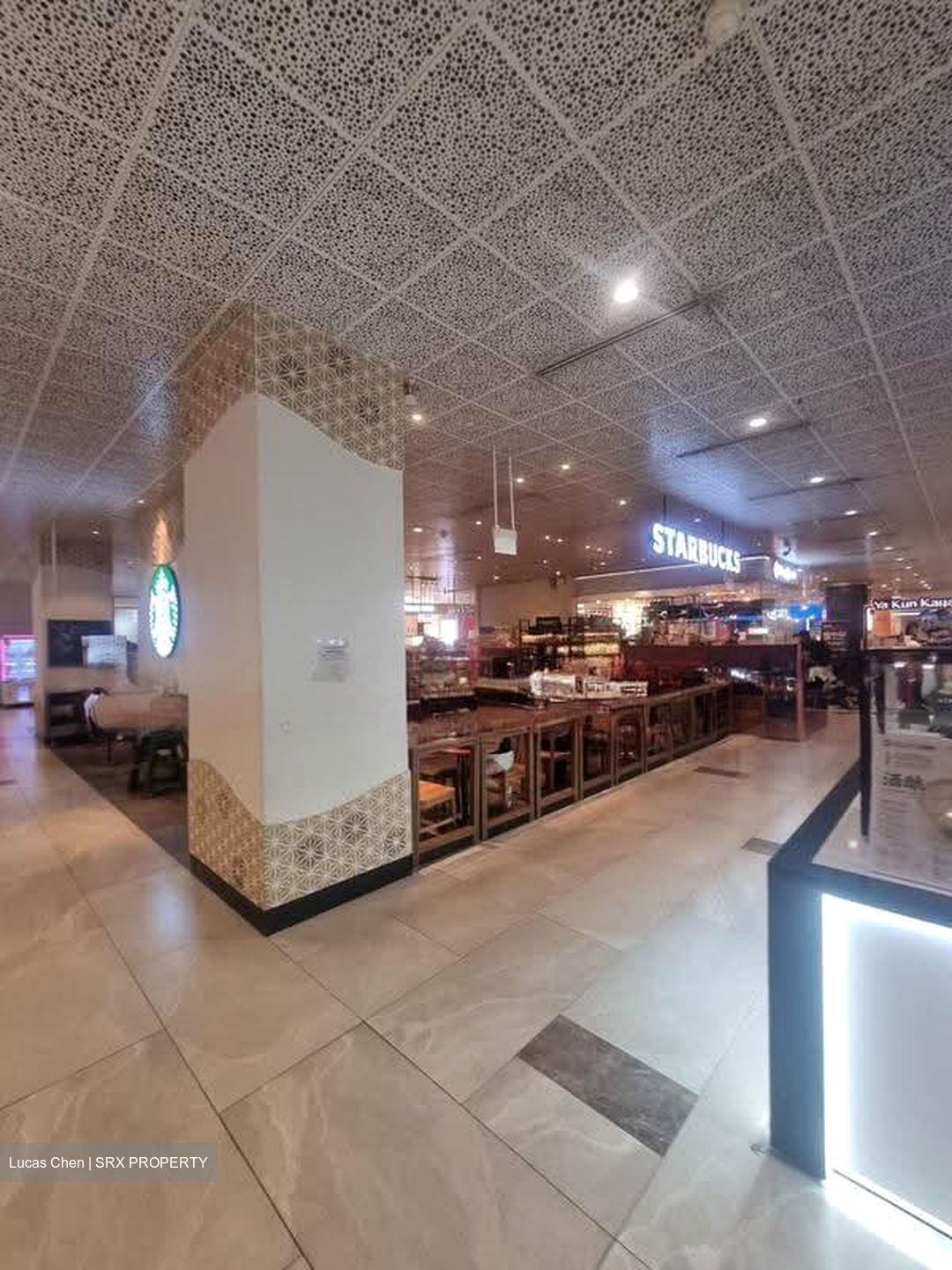 Ang Mo Kio (amk) Hub (D20), Shop House #612799011